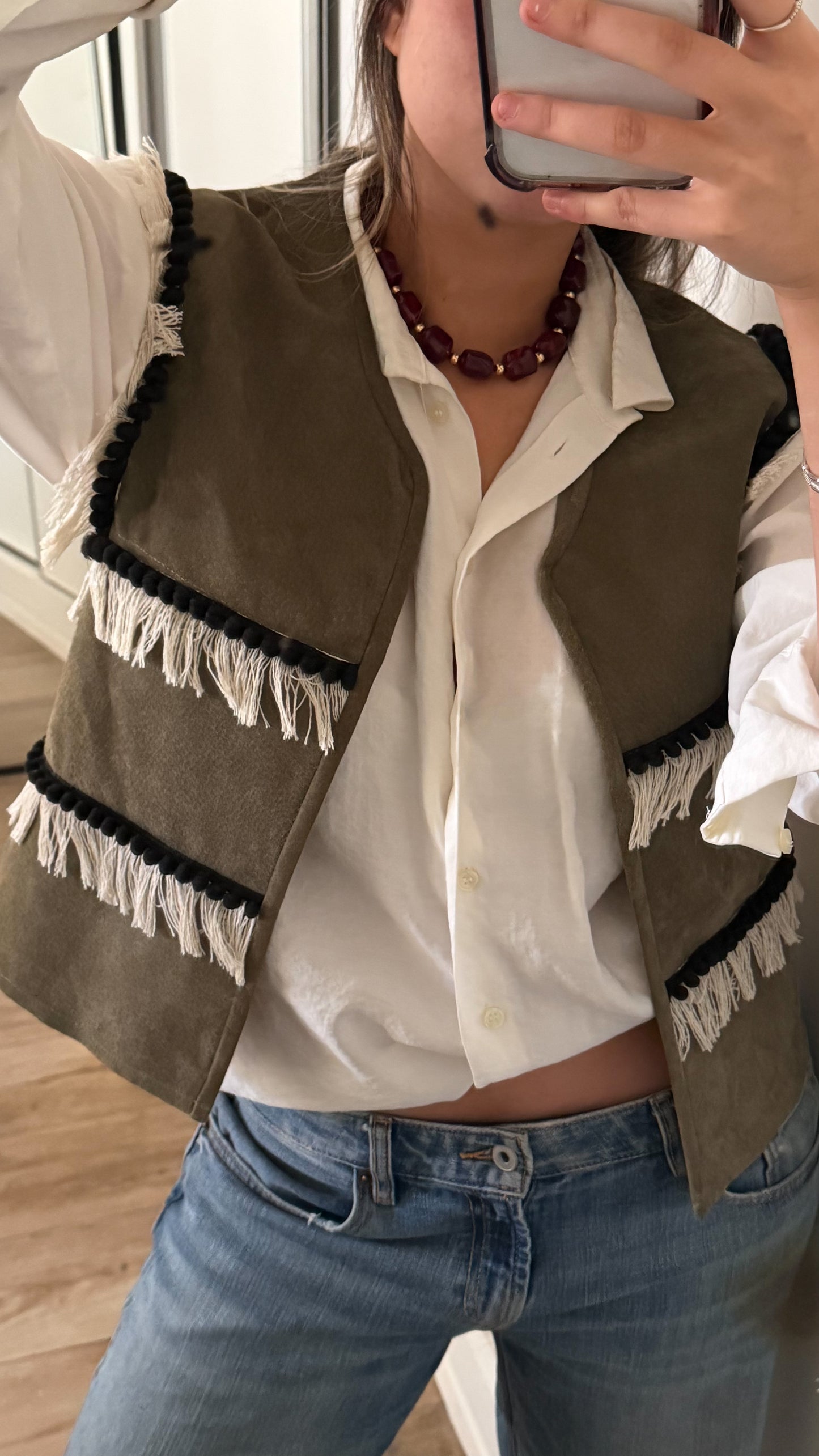 Alaborios Vest